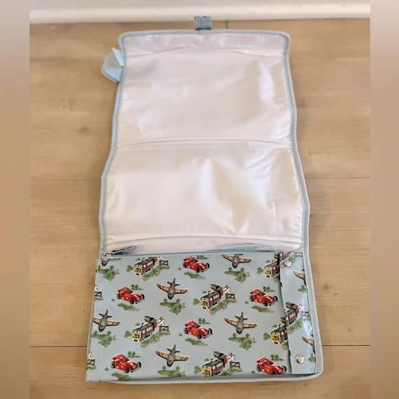 Cath Kidston Changing Mat Wristlet (light blue with planes, trains, & cars) - Picture 4 of 5